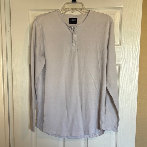 Cuts men’s white long sleeve henley t-shirt size medium - Picture 1 of 10
